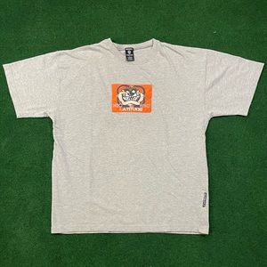 Vintage 1990s Taz Tasmanian Devil Looney Tunes T-Shirt